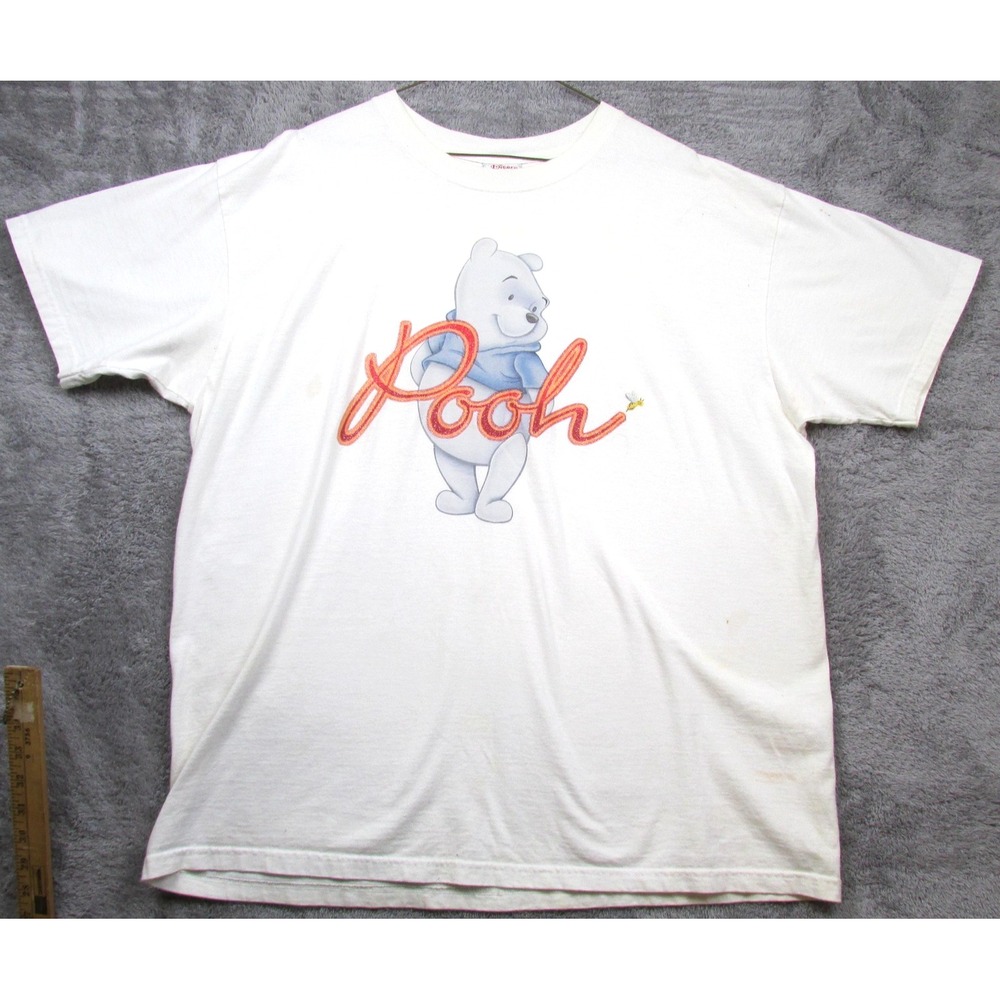 Disney Store Winnie the Pooh‎ Shirt Mens XL White Graphic Tee Cartoon Crewneck